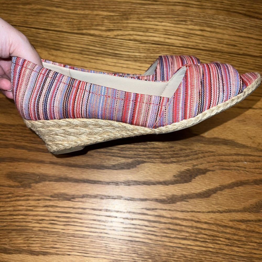 Coach And Four Lucine Stripe Peep Toe Espadrille Wedge Shoes Size 7.5